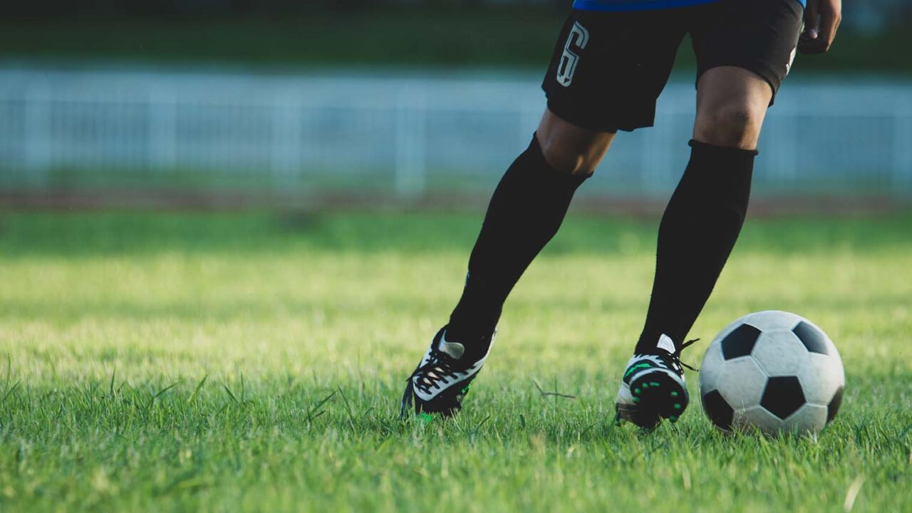 Rules and Things You Should Know for Football (Beginner’s Guide)