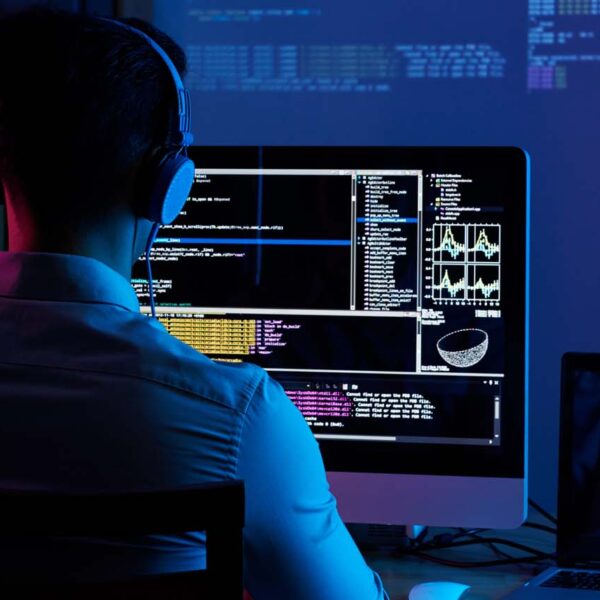 Indian Working Hours Extended as US Hiring Freezes: What It Means for the Future of IT Jobs