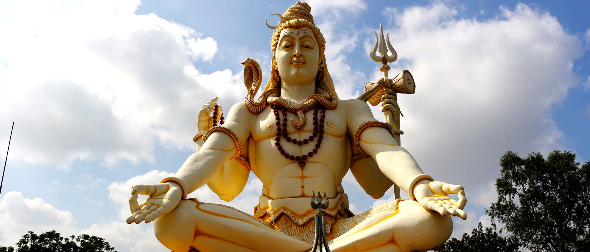 Lord Shiva and the 12 Jyotirlingas You Must Visit in India