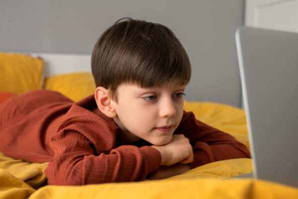 How Screen Time is Affecting Your Kid’s Growth