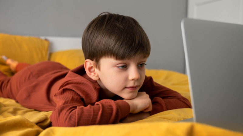 Effects of Screen Time on Kids: Growth, Behavior, and Health