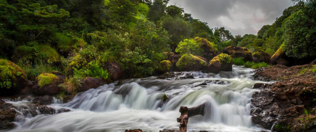 Thoseghar Waterfall near Satara – top waterfall to visit near Pune in monsoon