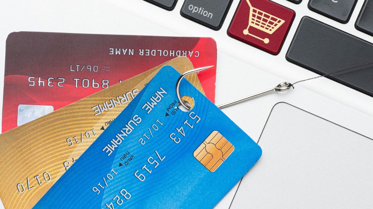 Automatic Credit Card Limit Increase: Why It’s Dangerous