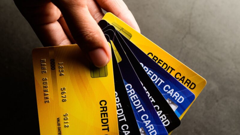 Minimum Due Credit Card: Why Banks Want You to Pay Less