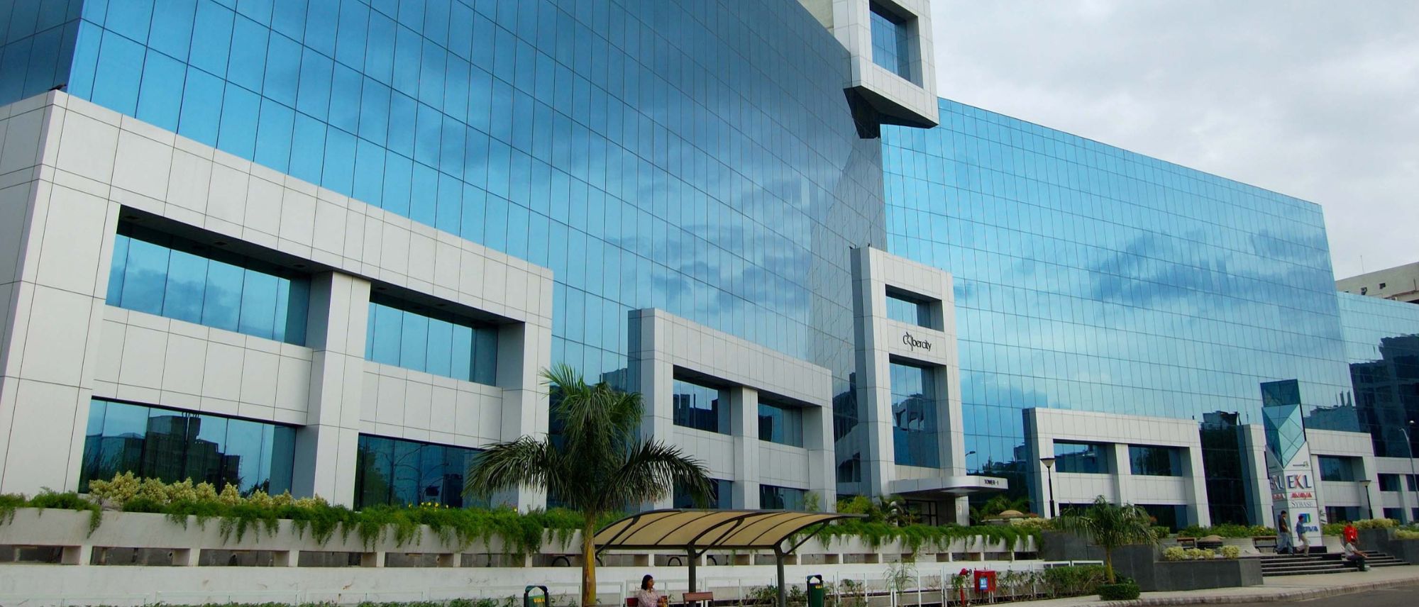 Top Companies in Magarpatta Cybercity Pune | IT & MNC Companies List