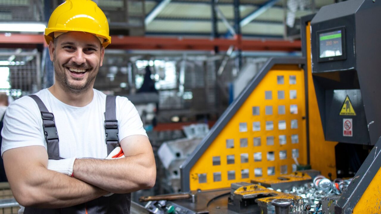 Factory Worker Jobs in UAE Salary (2026 Guide for Indians)