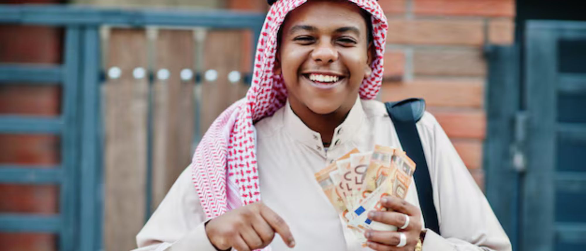 Save Money in UAE (2026 Practical Guide) – What Actually Works in Real Life