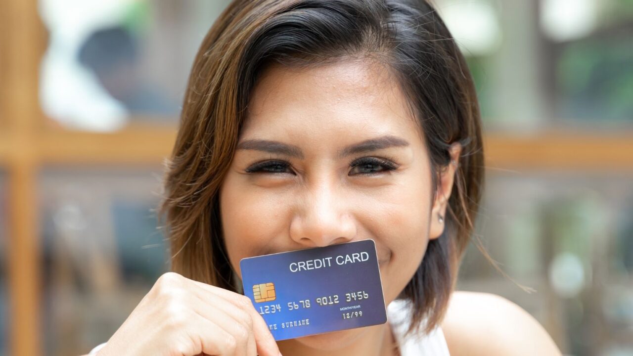 Why Was My US Credit Card Declined Even With Balance? (7 Real Reasons + Fixes 2026)