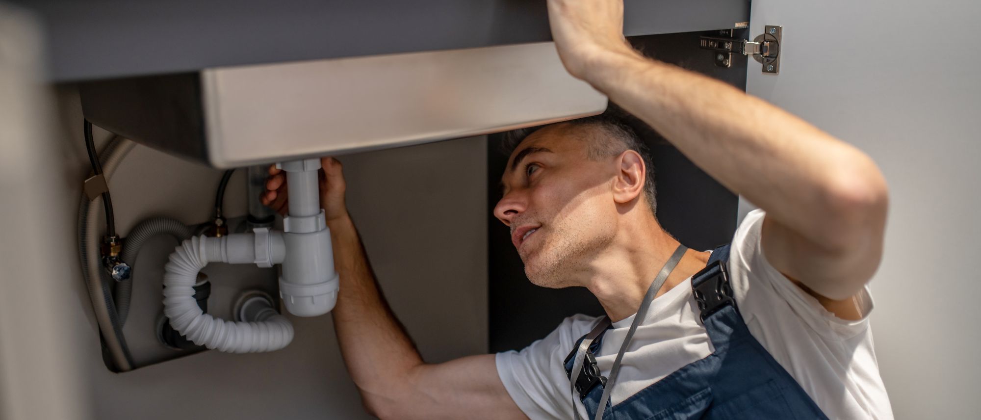What to Do If Landlord Refuses Repairs (USA Tenant Guide 2026)